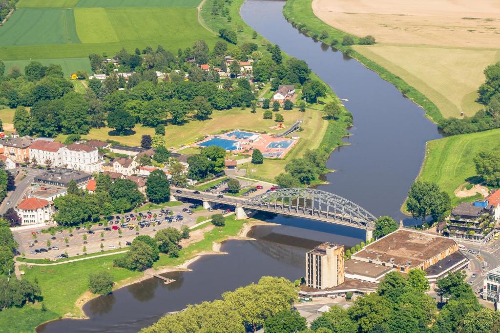 Výhled na řeku, která protéká v blízkosti penzionu