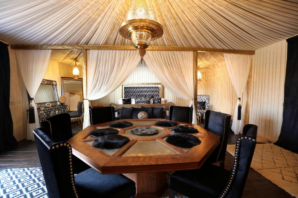 Posezení v ubytování Kalyptus Luxury Camp