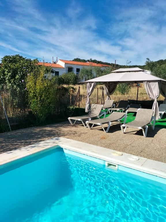 Casas Rurales Los Montes - Villa De 3 Dormitorios (8 Adultos)