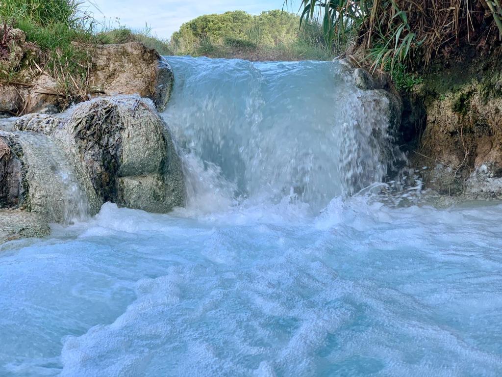 Foto dalla galleria di Casale Terre Rosse Garden a Saturnia