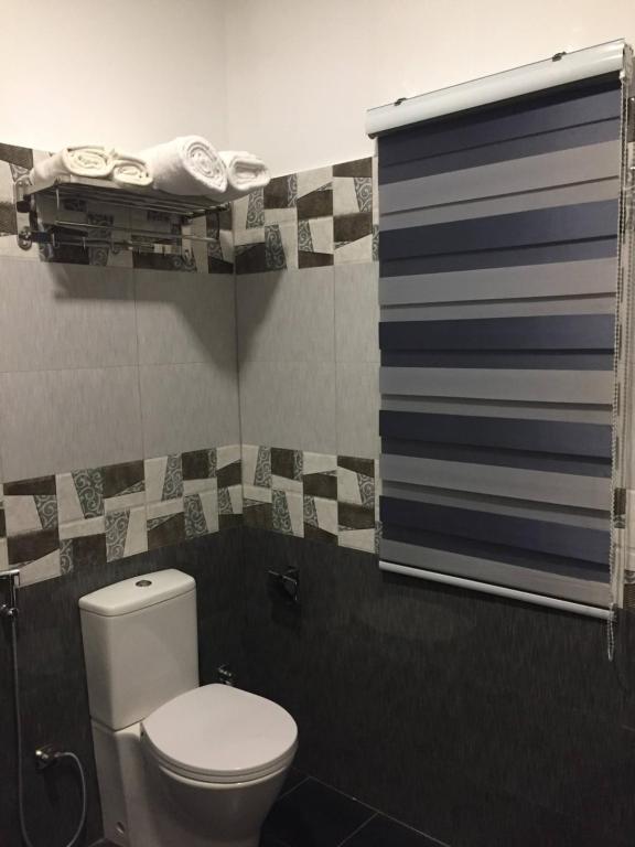 Saffron Lake Yala - 2