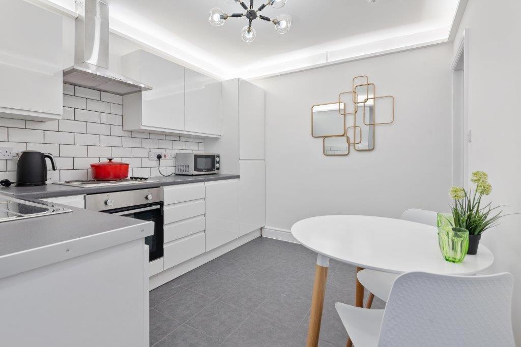 Belsize Park Boutique Accommodation - Suite 4