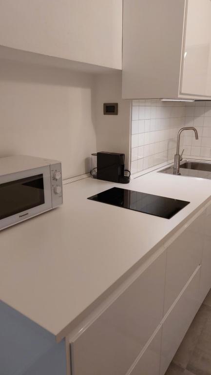 Kuchyňa alebo kuchynka v ubytovaní Renai studio flat