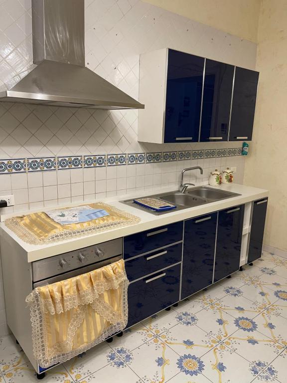 Kuchnia lub aneks kuchenny w obiekcie Al Centro Storico Home