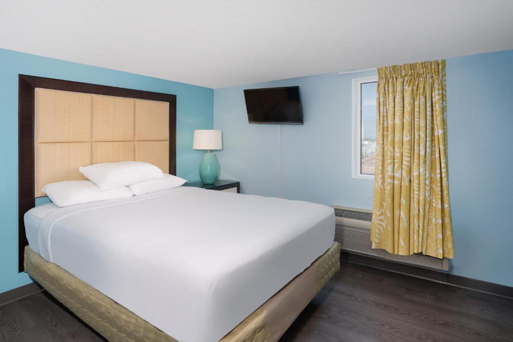 Postel nebo postele na pokoji v ubytování Palette Resort Myrtle Beach