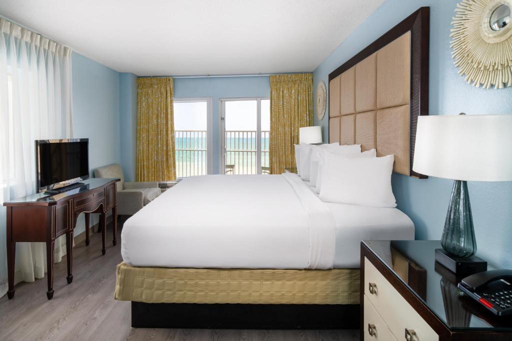 Postel nebo postele na pokoji v ubytování Palette Resort Myrtle Beach