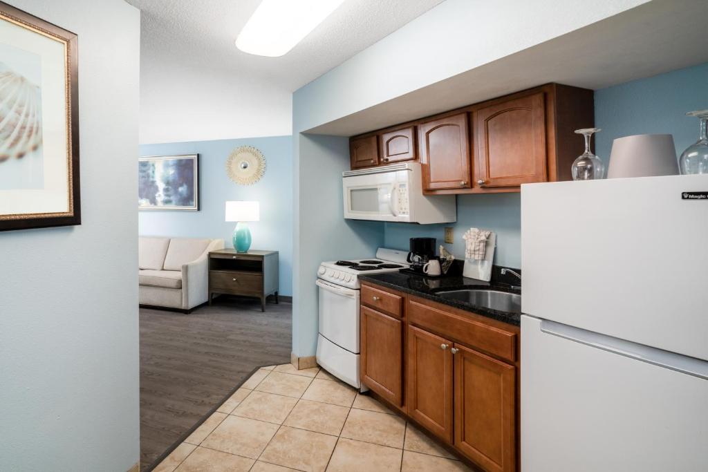 Kuchyň nebo kuchyňský kout v ubytování Palette Resort Myrtle Beach