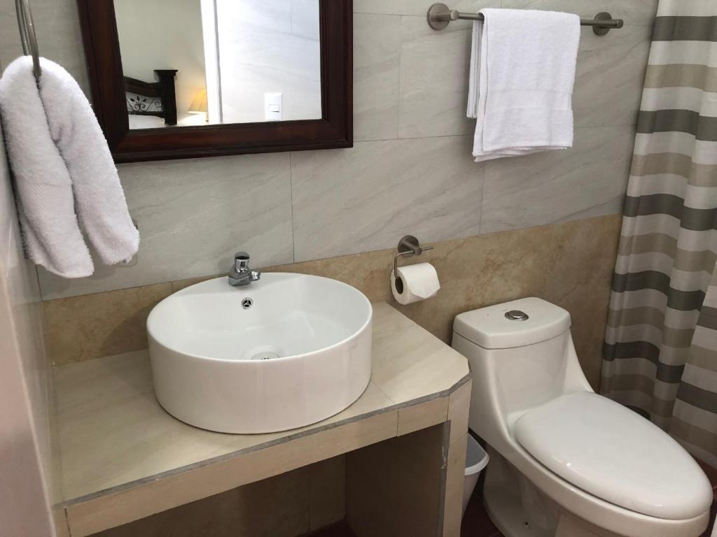 Hotel Los Angeles Panajachel - Lüks çift Kişilik Oda
