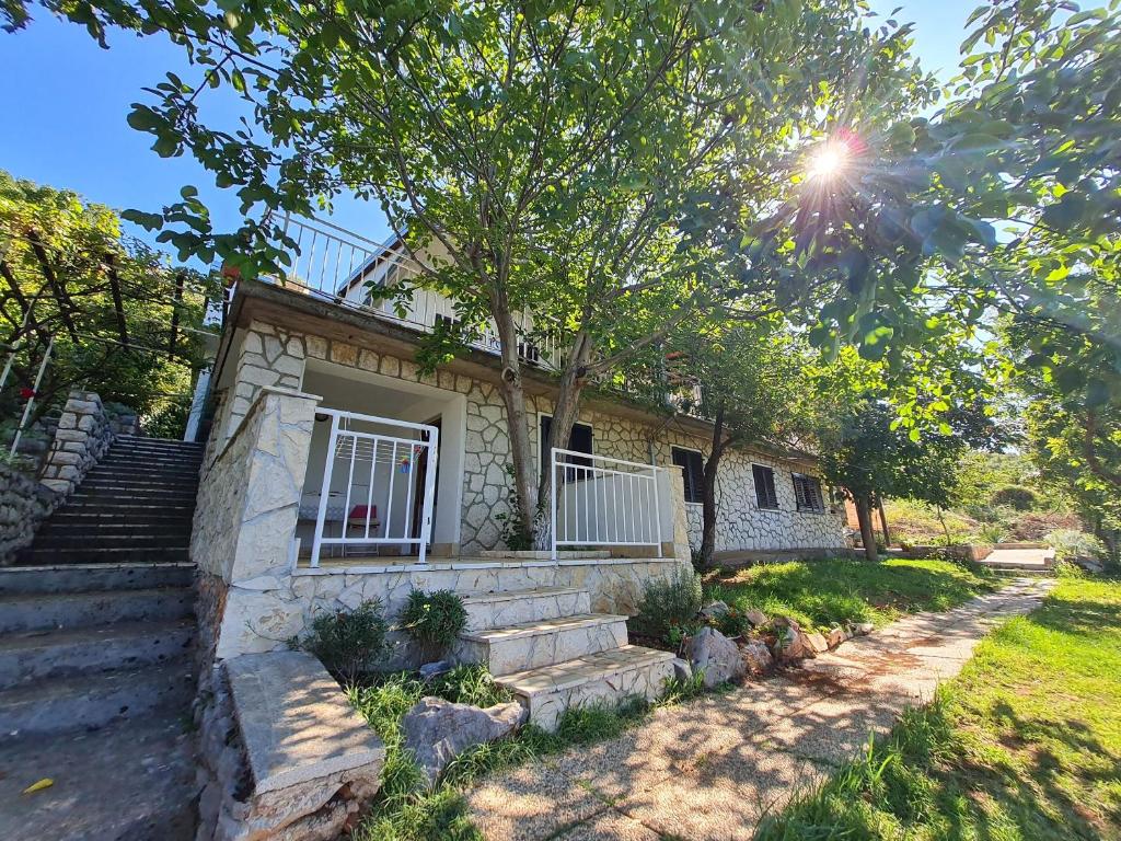 Zahrada ubytování Apartments Ljubica