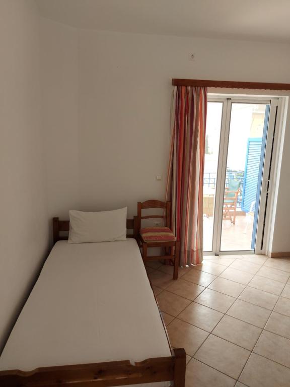 Matina Apartments Tyros - Apartamento Con Vista Al Mar