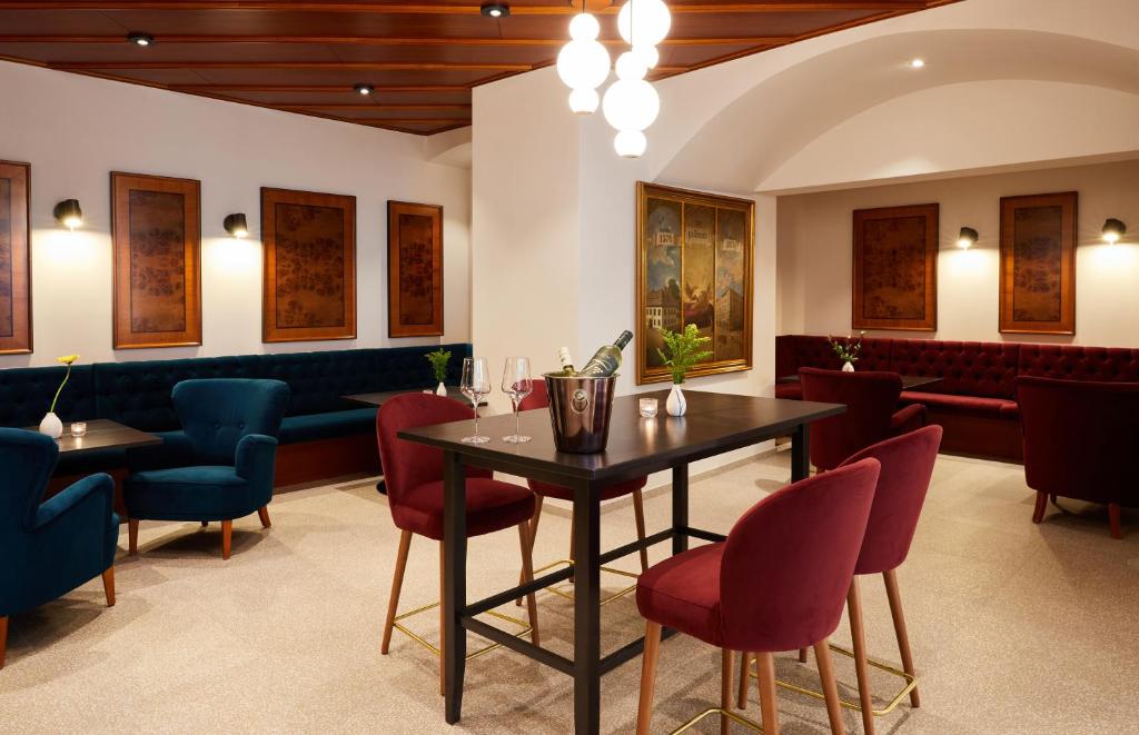 Posezení v ubytování Parkhotel Graz - Traditional Luxury