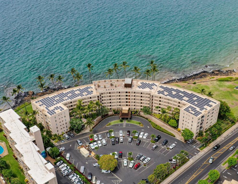 Royal Mauian #302 by Ali'i Resorts