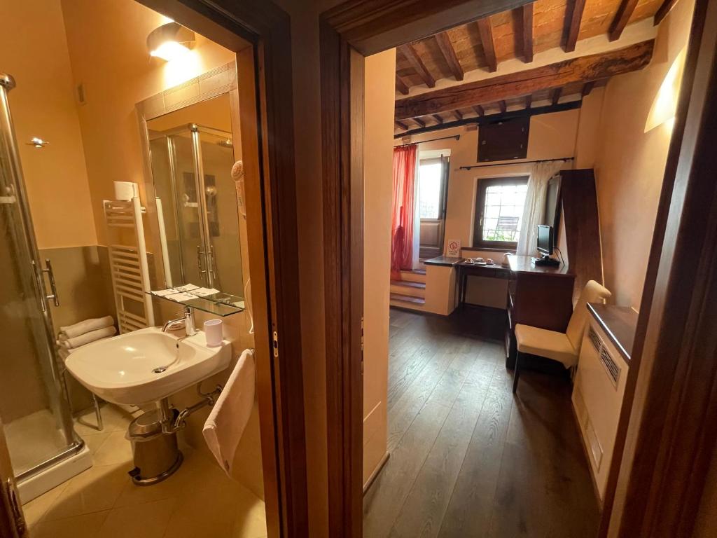Koupelna v ubytování Bed & Breakfast Montepulciano