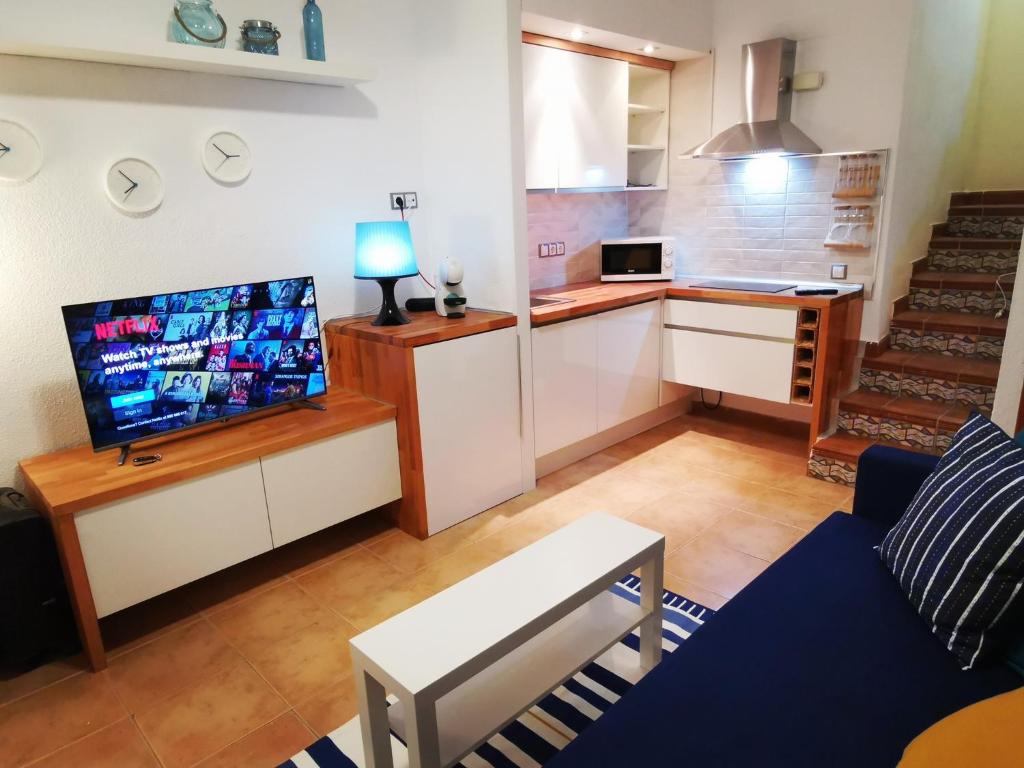 Kuchyň nebo kuchyňský kout v ubytování VILLA ORIETTA