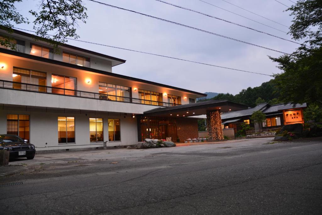 Budova, kde se ryokan nachází