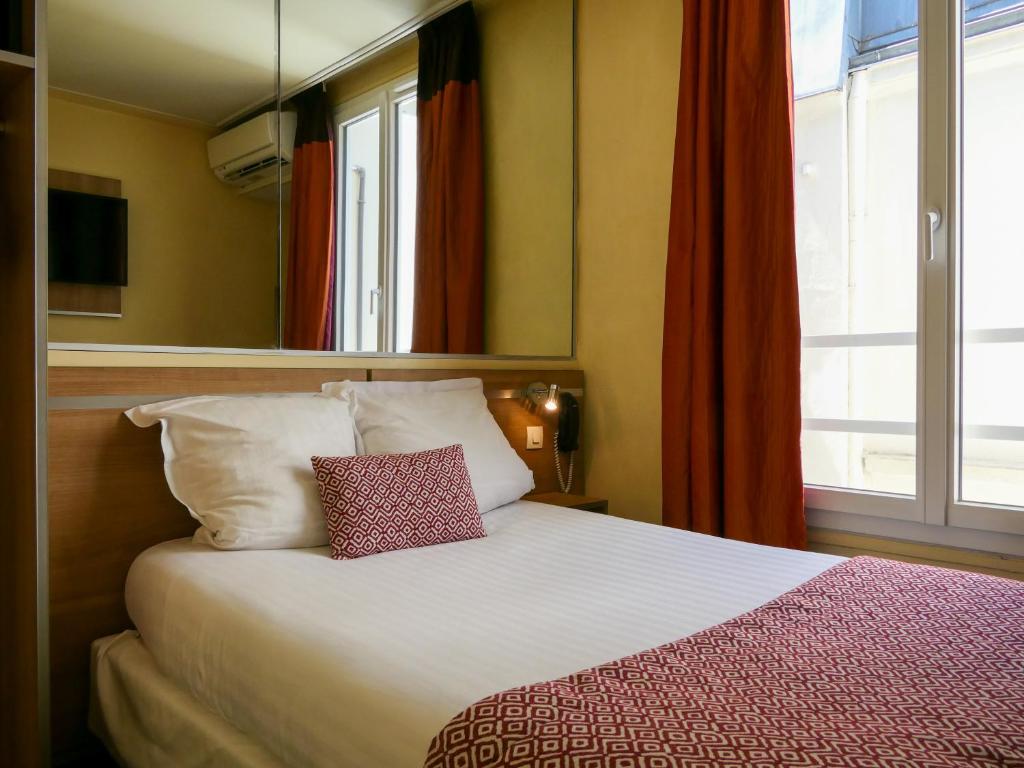 Hôtel de France Quartier Latin - Resim 16