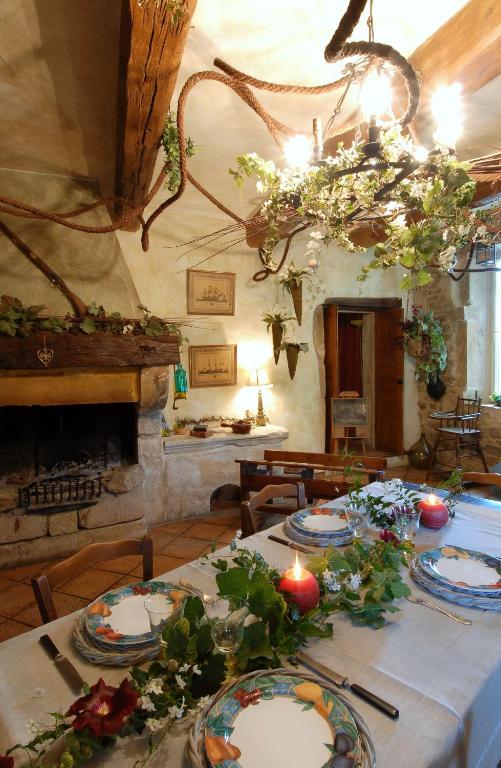 Fotografie z fotogalerie ubytování Maison d'hôtes Ferme de la Commanderie v destinaci Richerenches