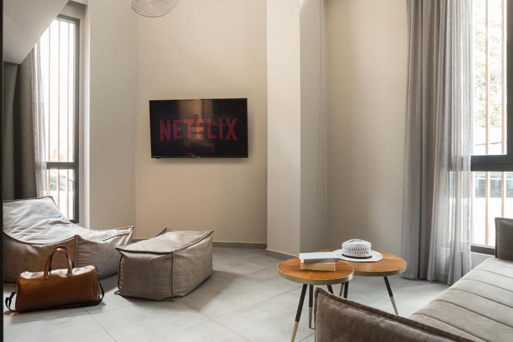 Posezení v ubytování 11 Enteka Acropolis Suites