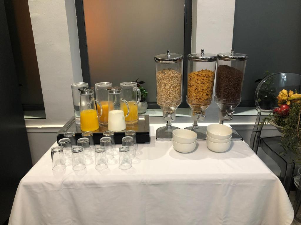 AACR Hotel Monteolivos - Resim 45