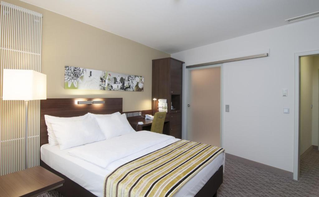 Holiday Inn Munich Unterhaching by IHG - Standard Double Room