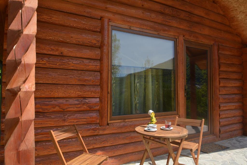 Fotografie z fotogalerie ubytování Complex turistic Traisteni din Valea Doftanei v destinaci Podu lui Neag