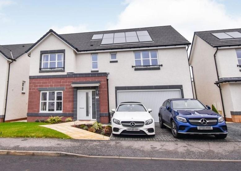 Cop26 4 bedroom house, (updated prices 2024)