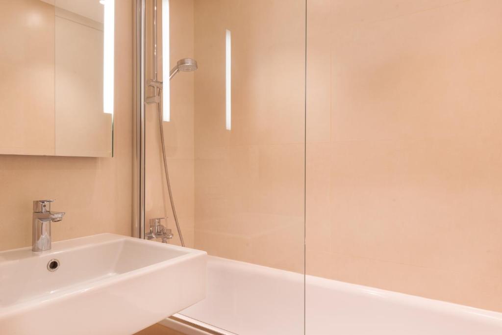 Maison Axel Opéra Paris - Resim 35