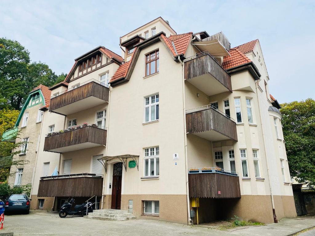 Budova, v ktorej sa apartmán nachádza