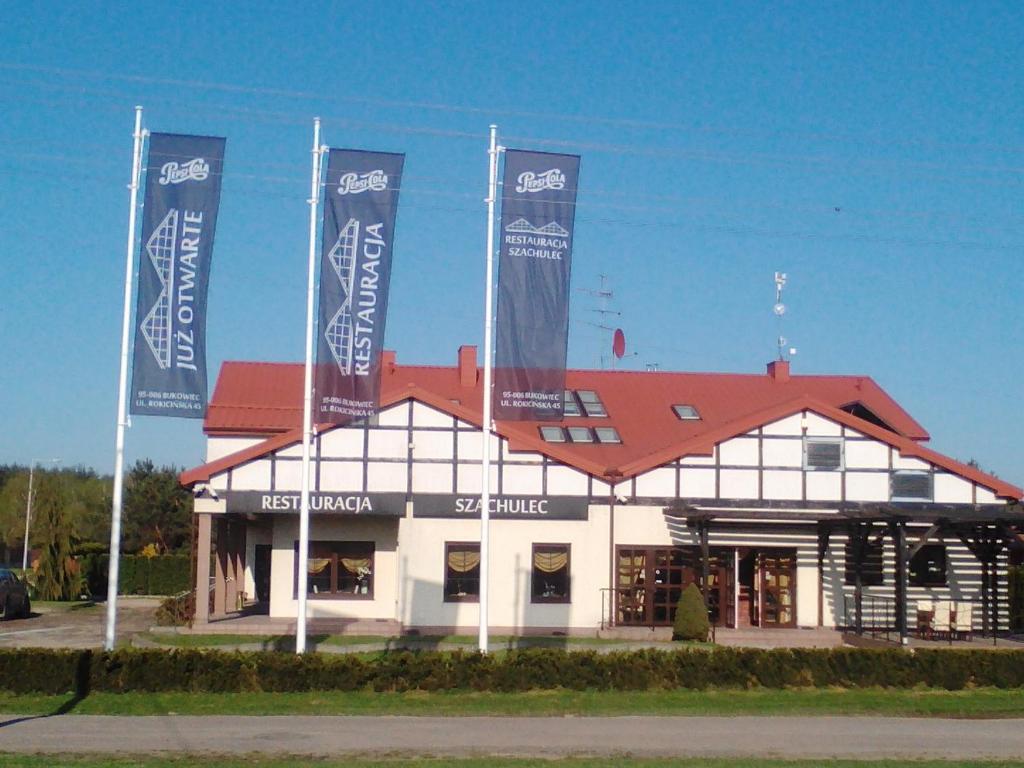 SZACHULEC HOTEL i RESTAURACJA - Housity