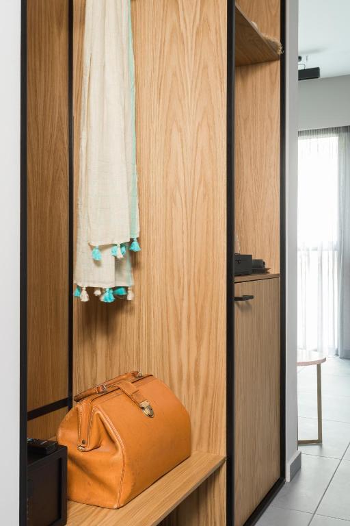 11 Enteka Acropolis Suites - Resim 42