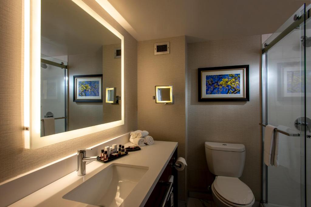 
Silver Room Two Queen Beds
