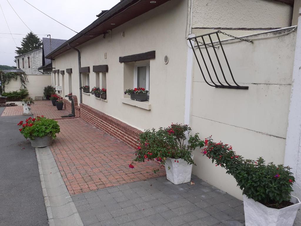Το κτήριο όπου στεγάζεται  το bed & breakfast