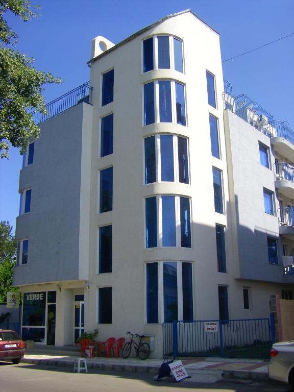 Budova, kde se hotel nachází