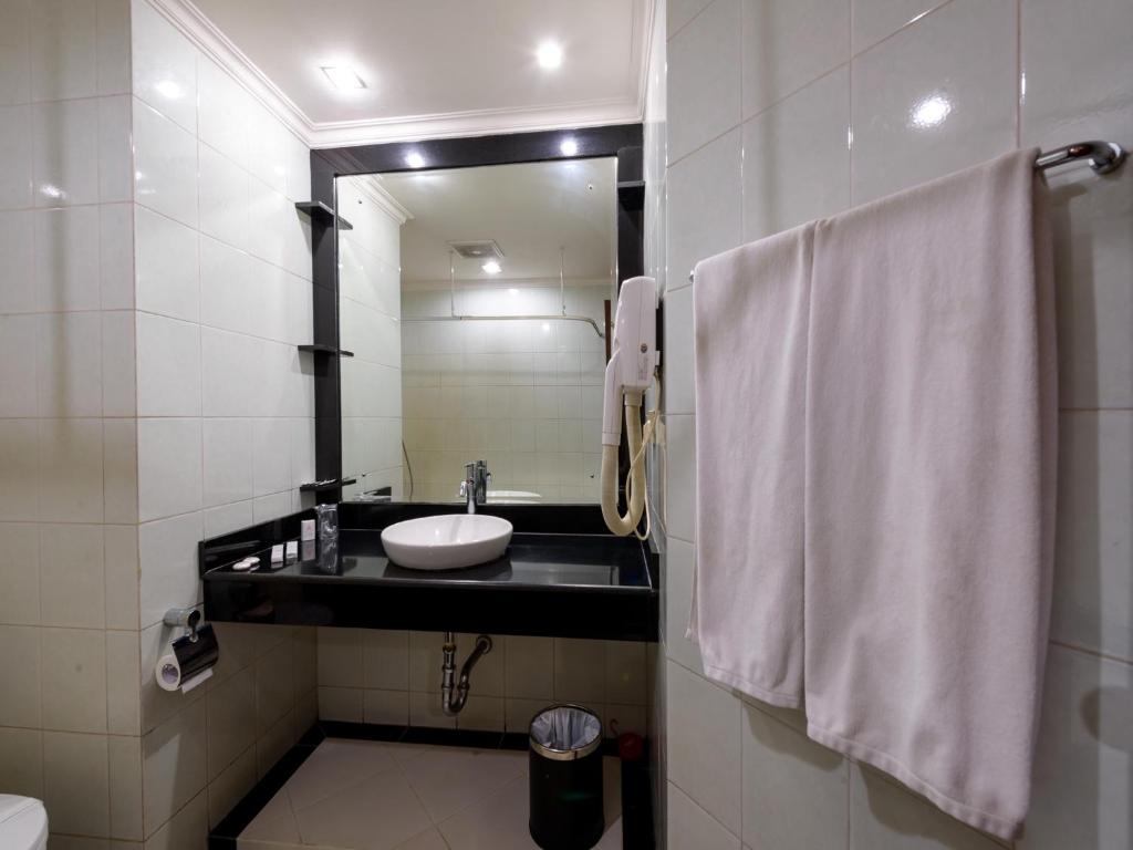 Koupelna v ubytování Cipta Hotel Wahid Hasyim