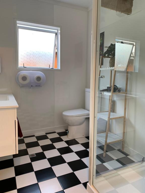 Koupelna v ubytování Tahuna Pod Hostel