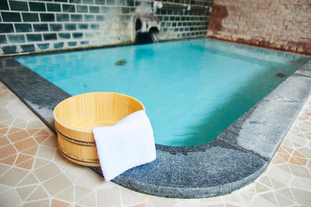 Bazén v ubytování Tsukasaya Ryokan nebo v jeho okolí