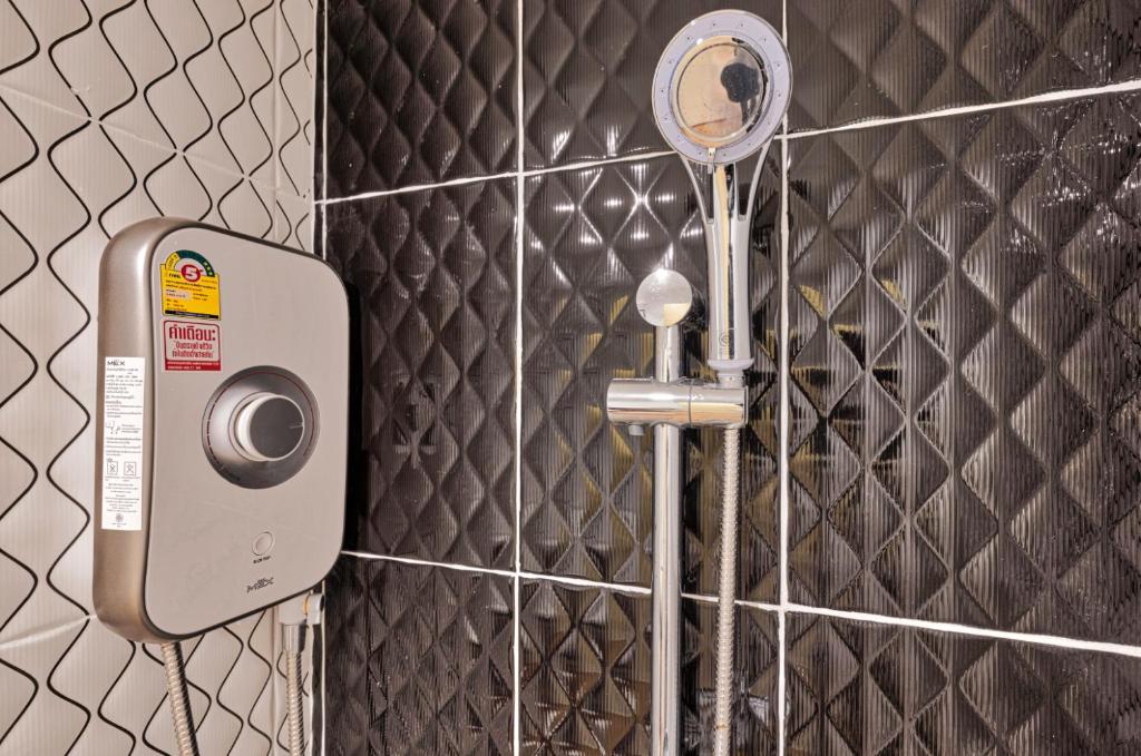 TJ Patong Hotel - Otop Shopping Paradise - Resim 19