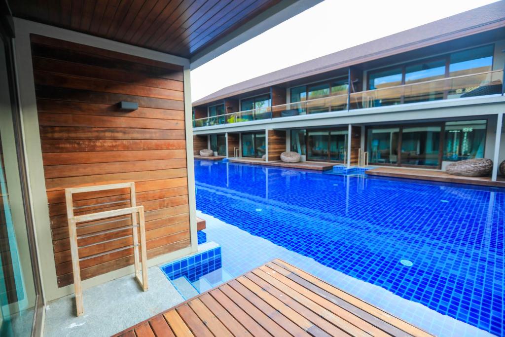 AKIRA Lipe Resort - 4