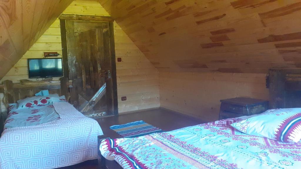Маєток горгани - Triple Room With Shared Bathroom
