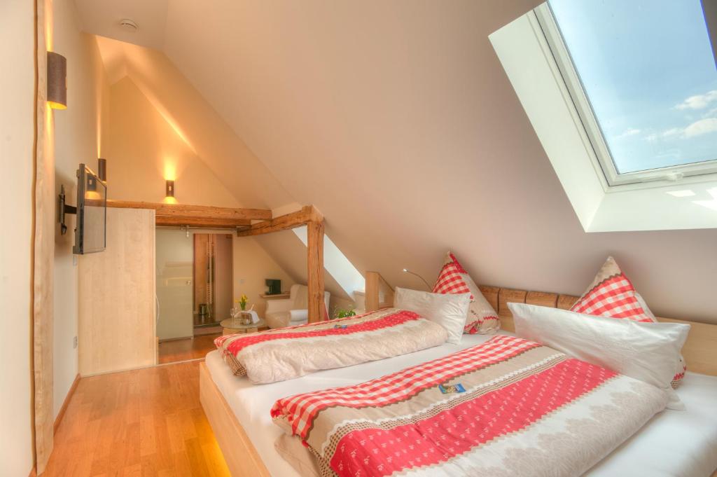 Landhotel Zum Goldenen Kreuz - Suite Junior Con Sauna