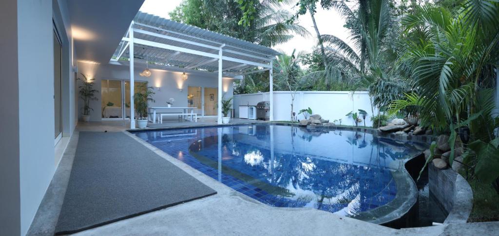 Tropik Resort Lombok - 14