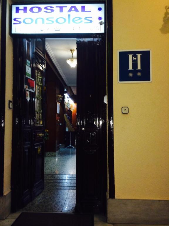 Certifikát, hodnocení, plakát nebo jiný dokument vystavený v ubytování Hostal Sonsoles Madrid-Centro