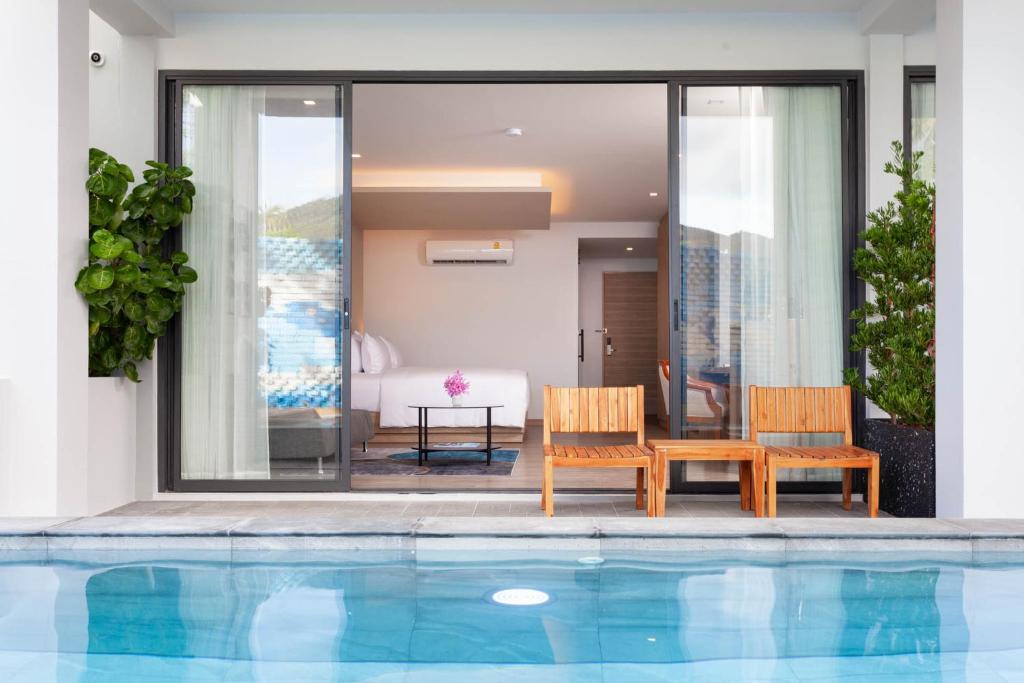 Anona Beachfront Phuket Resort-SHA EXTRA PLUS