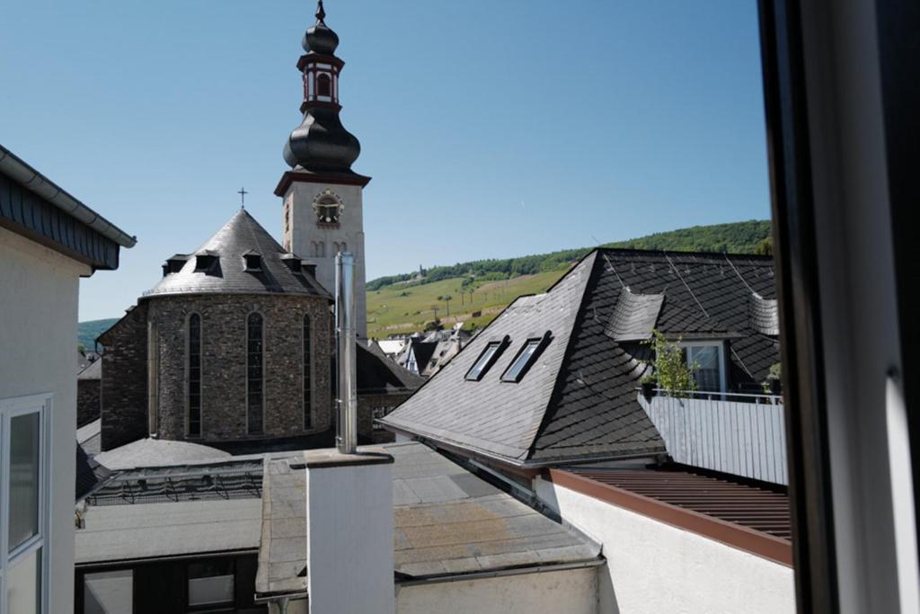 Nespecifikovaný výhled na hory nebo výhled na hory při pohledu z hotelu