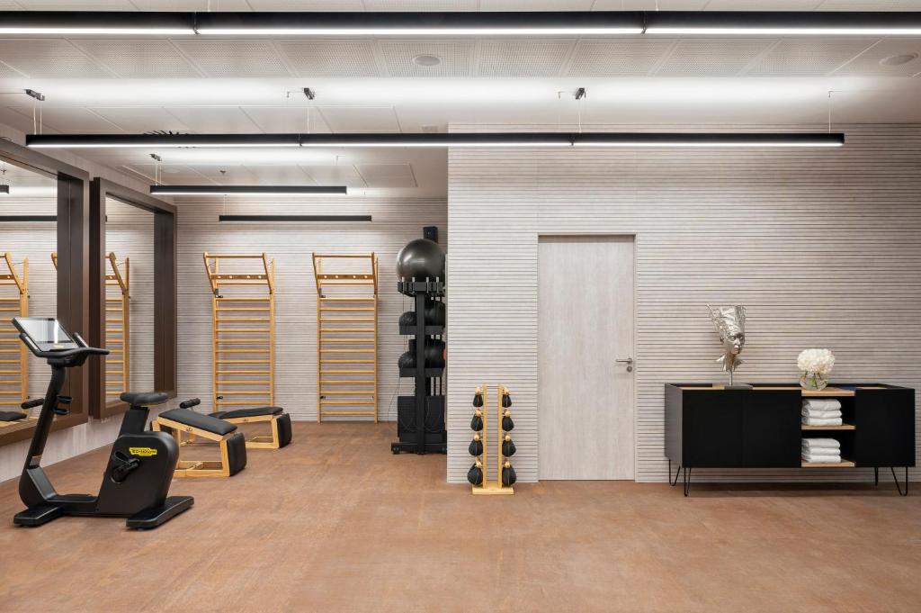 Posilňovňa alebo fitness centrum v ubytovaní ME Barcelona