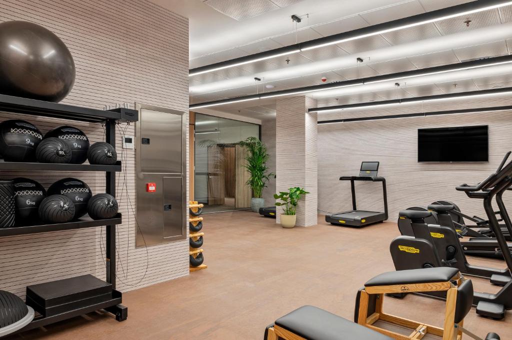 Posilňovňa alebo fitness centrum v ubytovaní ME Barcelona