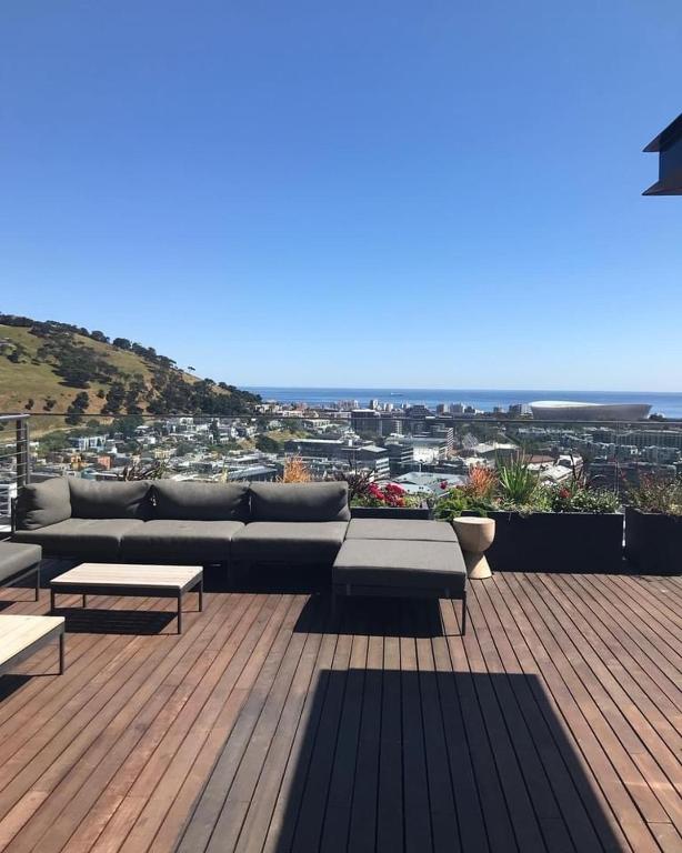 16 on Bree luxury studio apartment with city mountain views 