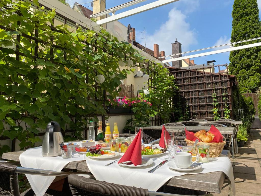 Burghotel Nürnberg - Resim 40