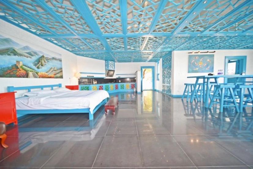 Home of the Great Wall - Villa