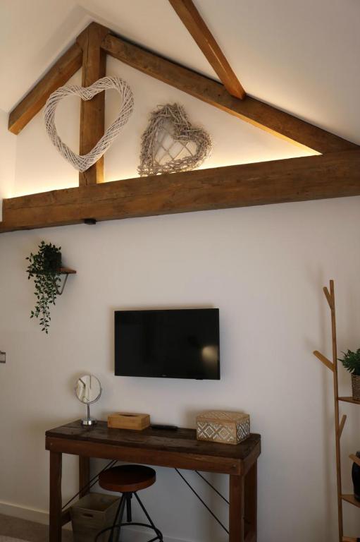 The Cherry Tree - Standard Double Room